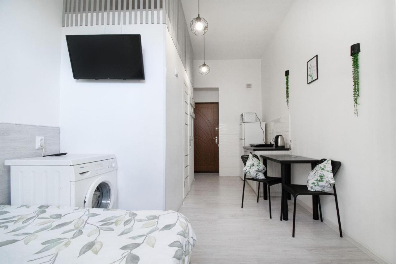 Apartaments For You Lviv Exteriör bild