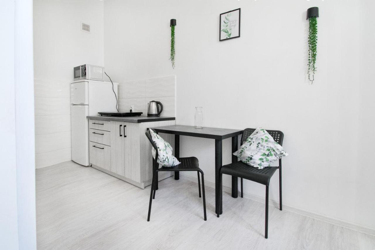 Apartaments For You Lviv Exteriör bild